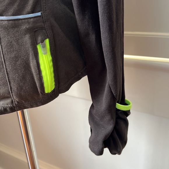 Nike Dri-Fit Hooded Long Sleeve Tee Size Small - Picture 7 of 16